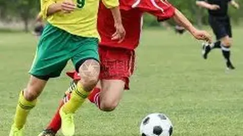 方媛隔离生活充实，育儿健身两不误，蜂腰翘臀美照引热议