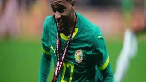 恒大引进1亿巨星国籍未变，为何无缘国足战场？